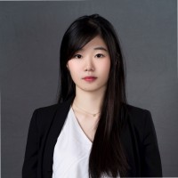 Headshot of Fiona (Yuhan) Bi.