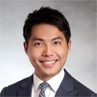 Headshot of John Yoon.